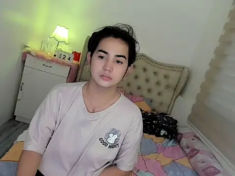 Snapshot of Alovelydoll_nica chatting on 11.24.25 Alovelydoll nica online show from 11.24.25