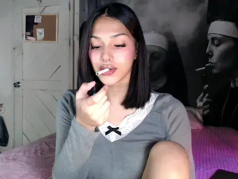 itsmekarinaaa online show from 03.22.26