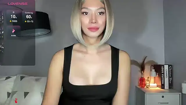 Demi Maddison online show from 10.11.25