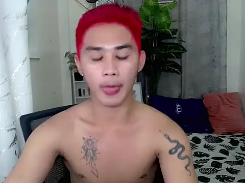 Snapshot of asianhardcock25 chatting on 09.21.25 asianhardcock25 online show from 09.21.25