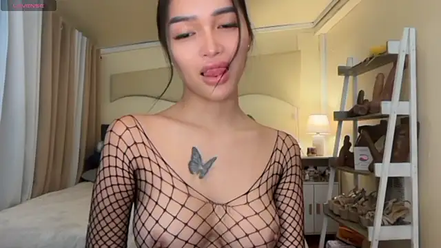 Snapshot of _agatha143_ chatting on 04.21.26 agatha143 online show from 04.21.26
