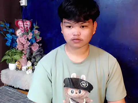 Reynelcock online show from 04.08.26