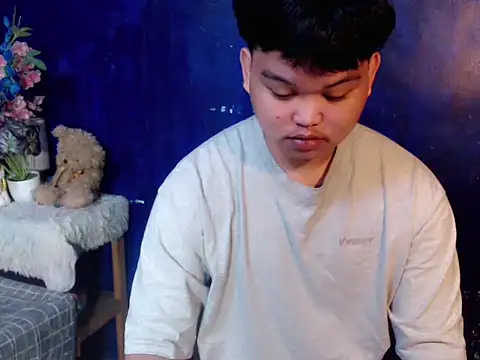 Reynelcock online show from 04.13.26