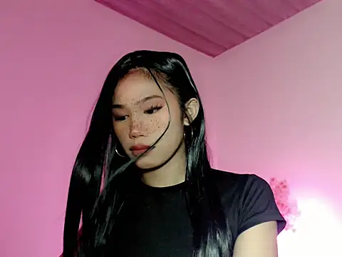 Maxine Sucks online show from 10.08.25