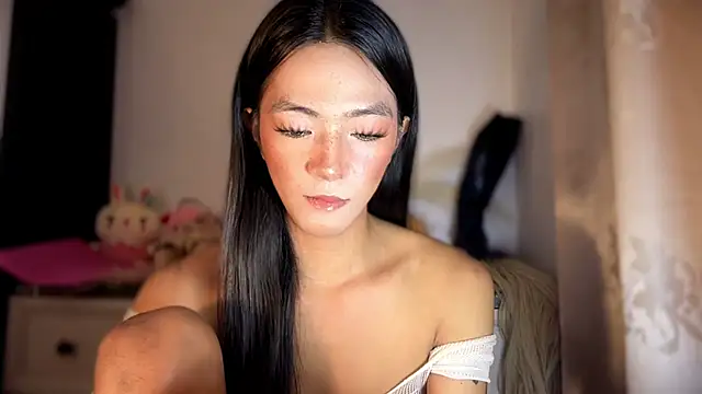 Snapshot of slimladyxoxo chatting on 01.14.26 slimladyxoxo online show from 01.14.26