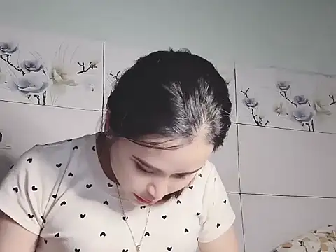 Snapshot of Prudenn_2k chatting on 10.16.25 Prudenn 2k online show from 10.16.25