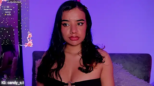 Shophie thoopson online show from 03.29.26