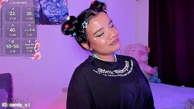 Shophie thoopson online show from 04.20.26