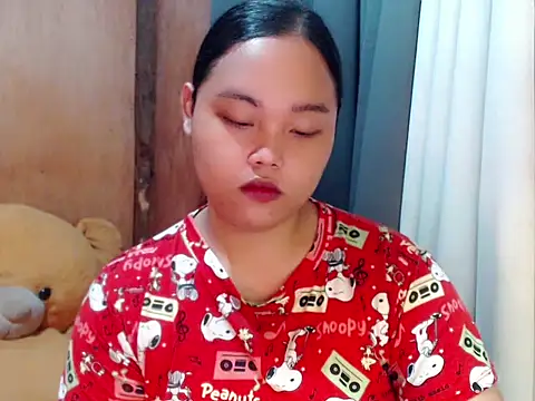  Lylia online show from 11.28.25