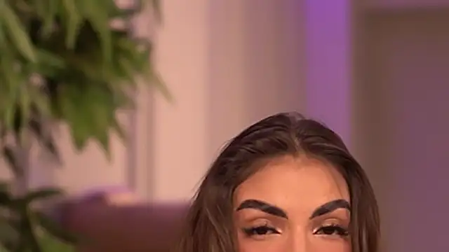 KendalJolly online show from 09.17.25