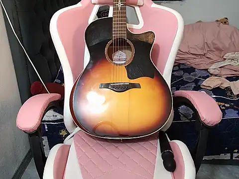 Ori-Yannie online show from 09.22.25