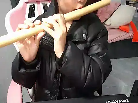 Ori-Yannie online show from 11.19.25