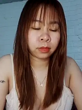 Chinh-Trinh online show from 02.04.26