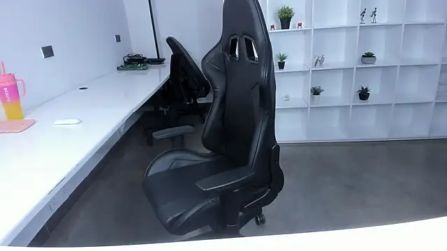 megan bigboobs  online show from 11.12.25