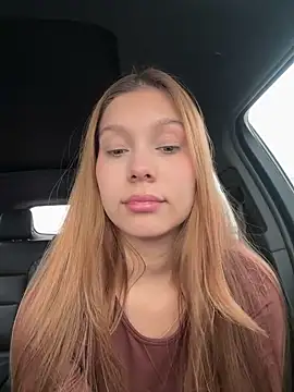 Nikii   online show from 04.13.26