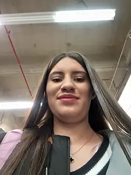 Snapshot of Isabella21_ chatting on 02.01.26 Isabella21 online show from 02.01.26