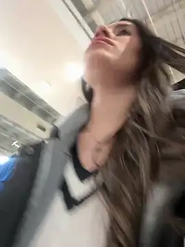 Snapshot of Isabella21_ chatting on 02.04.26 Isabella21 online show from 02.04.26