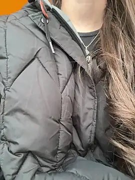 Snapshot of Isabella21_ chatting on 02.19.26 Isabella21 online show from 02.19.26