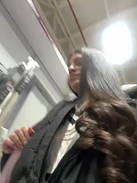 Snapshot of Isabella21_ chatting on 02.22.26 Isabella21 online show from 02.22.26