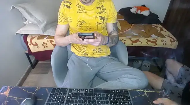 Snapshot of bossking017 chatting on 03.16.25 bossking017 online show from 03.16.25