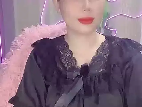 Snapshot of yumylovesex chatting on 09.11.25 yumylovesex online show from 09.11.25