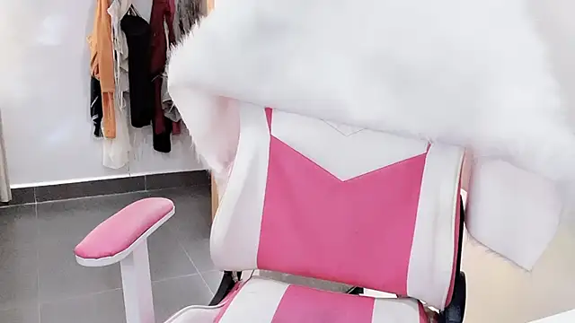 Snapshot of CindyQueen22 chatting on 02.01.26 CindyQueen22 online show from 02.01.26