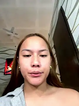 ur lady Tiffany online show from 01.11.26