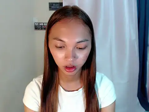 Snapshot of Simi_Ipit chatting on 05.10.26 Simi Ipit online show from 05.10.26
