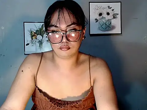 Snapshot of Asianblk_barbiedoll chatting on 05.28.26 Asianblk barbiedoll online show from 05.28.26