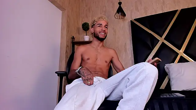 Thiagoferreti online show from 09.24.25