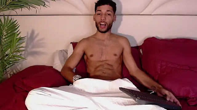 Thiagoferreti online show from 03.25.26