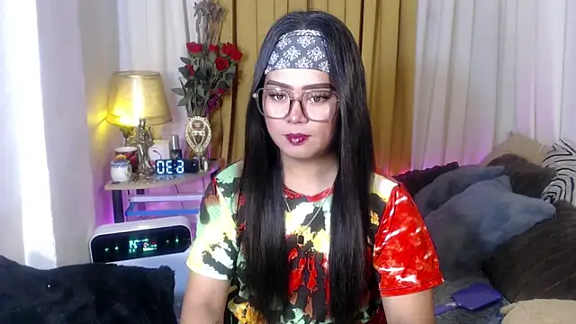 YourSweet-mich online show from 04.17.26