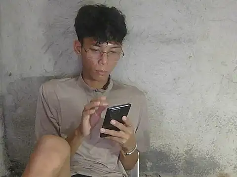 isanxxx online show from 02.24.26