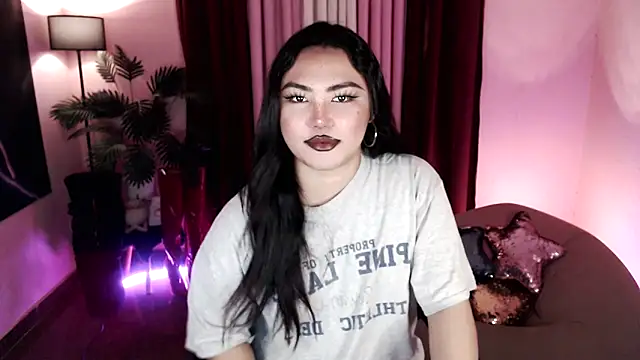 Unique Maya online show from 02.03.26