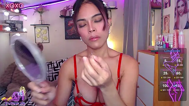 izabella moore online show from 07.28.26