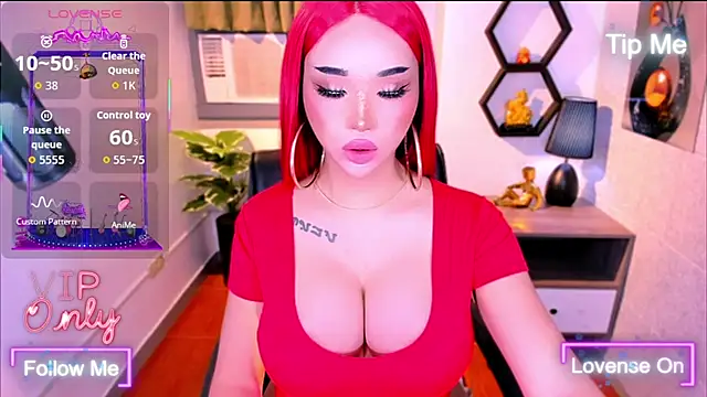 TriciaCumLoader online show from 04.10.26