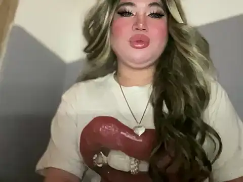 Snapshot of Naughtyrosecum chatting on 11.06.25 Naughtyrosecum online show from 11.06.25