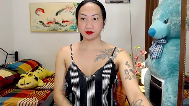 LovelyQueen69 online show from 11.23.25
