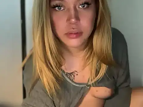 caligirlnikita online show from 04.29.26