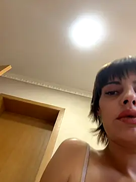 Snapshot of sweetchery999999 chatting on 09.09.25 sweetchery999999 online show from 09.09.25