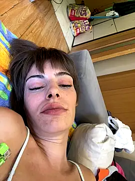 Snapshot of sweetchery999999 chatting on 09.12.25 sweetchery999999 online show from 09.12.25