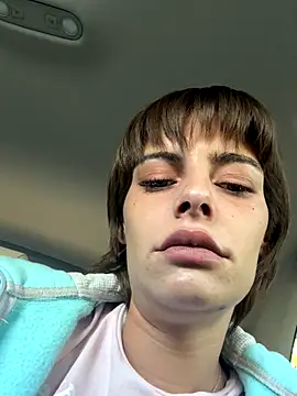 Snapshot of sweetchery999999 chatting on 09.18.25 sweetchery999999 online show from 09.18.25