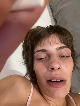 Snapshot of sweetchery999999 chatting on 09.27.25 sweetchery999999 online show from 09.27.25