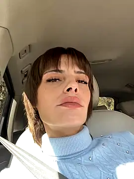 Snapshot of sweetchery999999 chatting on 10.15.25 sweetchery999999 online show from 10.15.25