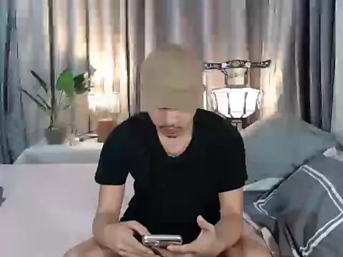 cute richard24 online show from 09.25.25