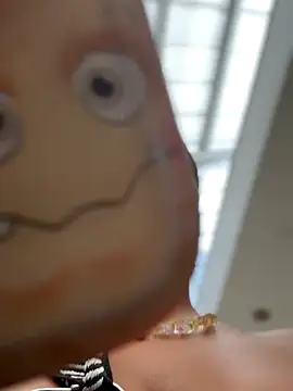 Snapshot of Kaily_Sweet16 chatting on 11.08.25 Kaily Sweet16 online show from 11.08.25