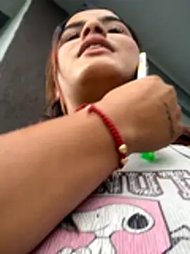 Snapshot of Kaily_Sweet16 chatting on 12.19.25 Kaily Sweet16 online show from 12.19.25