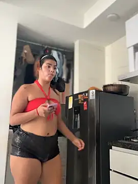 Snapshot of Kaily_Sweet16 chatting on 02.08.26 Kaily Sweet16 online show from 02.08.26