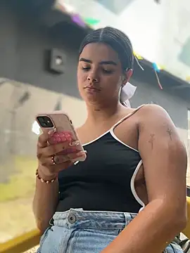 Snapshot of Kaily_Sweet16 chatting on 02.28.26 Kaily Sweet16 online show from 02.28.26