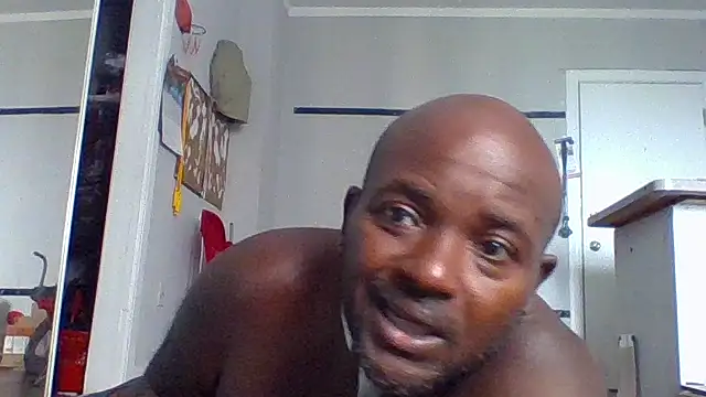 Snapshot of JezOne555 chatting on 09.10.25 JezOne555 online show from 09.10.25